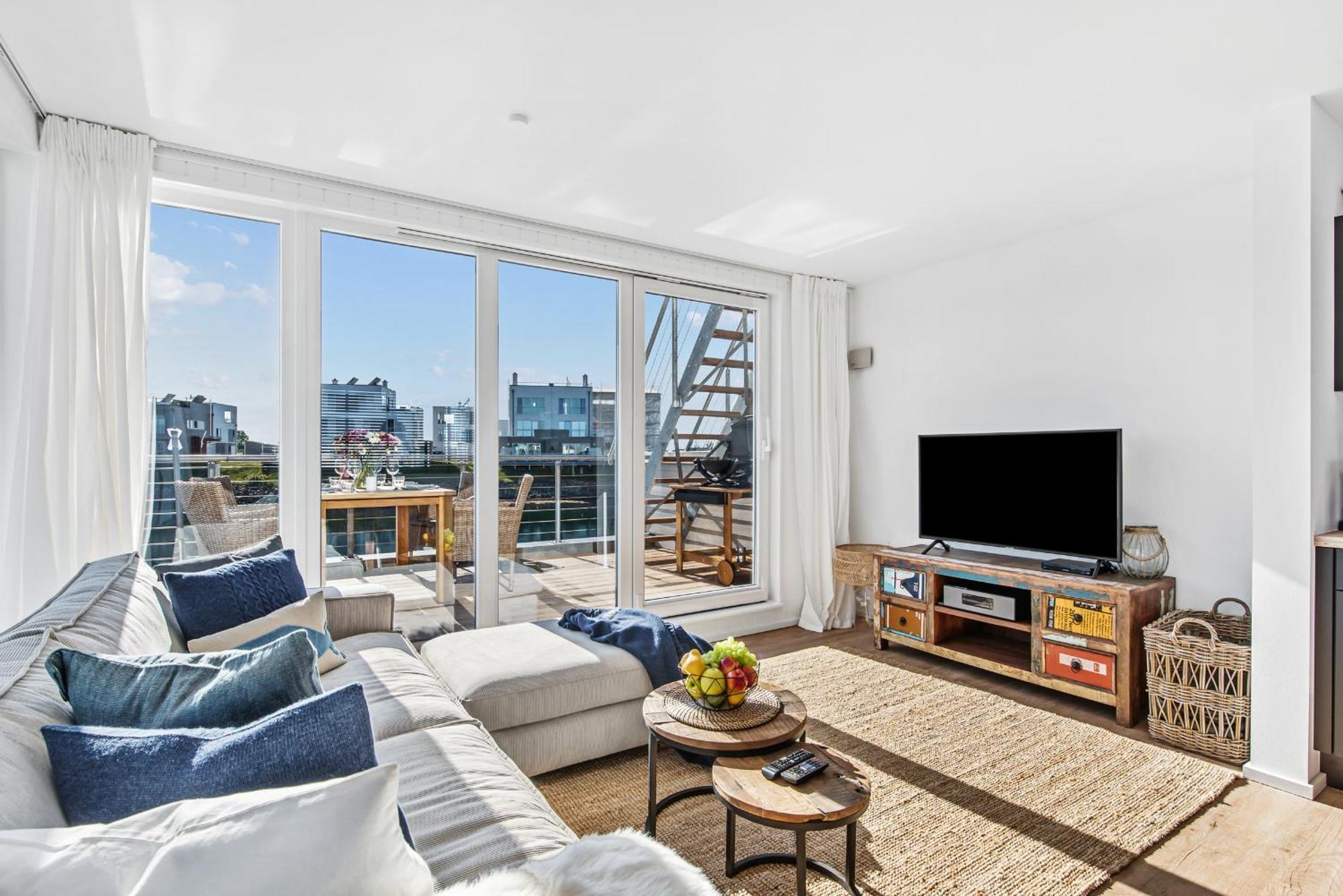 Treibholz: Meerblick, Dachterrasse, Bootsanleger, Badeleiter, Sauna * Olpenitz